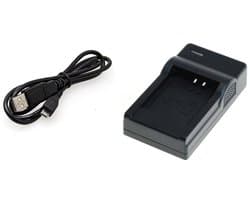 OneOne lader voor camera en camcorder accu met 1,5m kabel. Oplader adapter past op Fuji X-S1, X100T, X100s, X30, X70, XF10, FinePix F31fd, REAL 3D W1, X100, NP-95